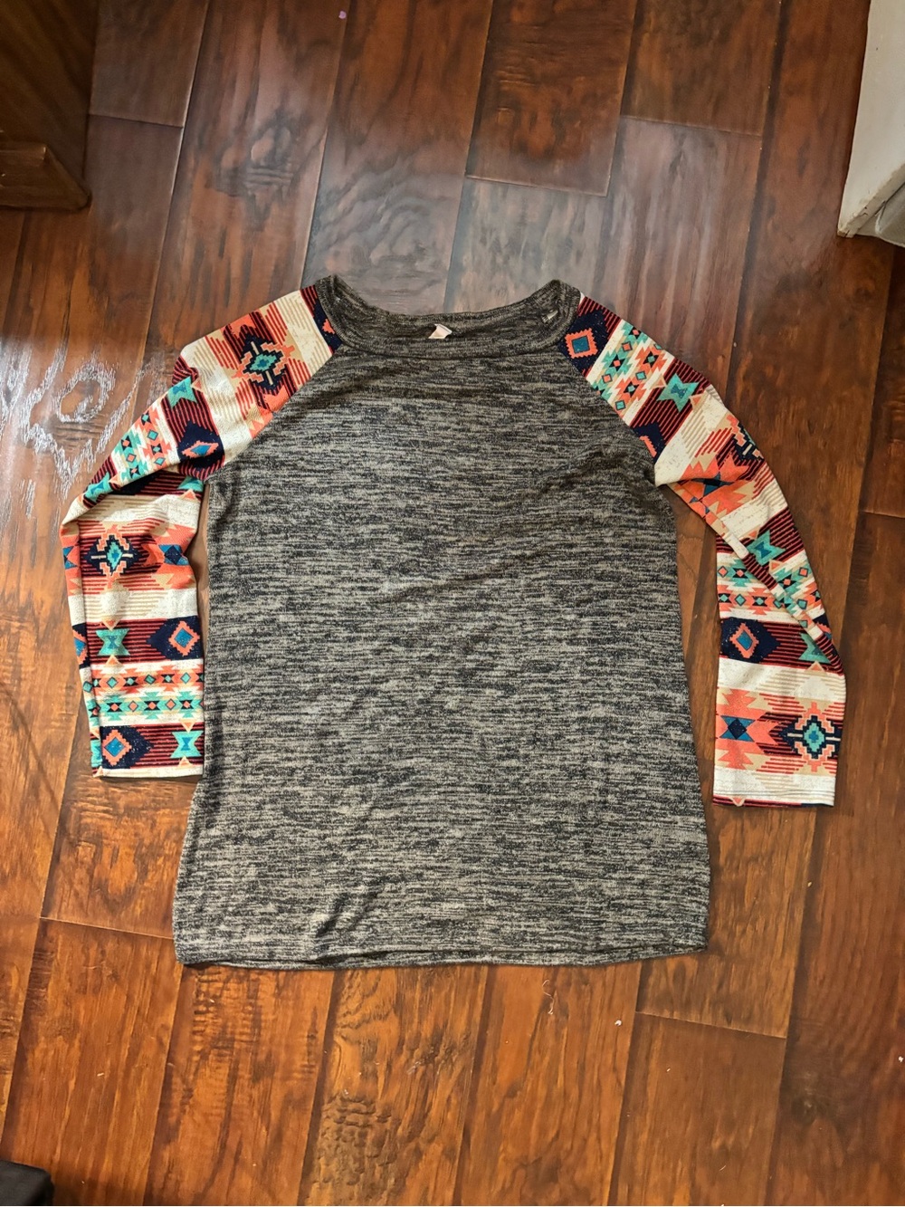 Women’s Gray Raglan Top with Aztec Print Sleeves